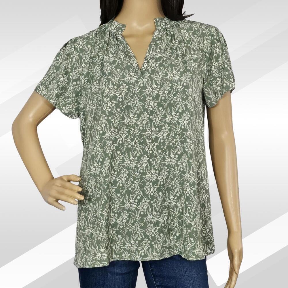 2/$30 NWOT Monday Fun Green Floral Short Sleeve Blouse Size M